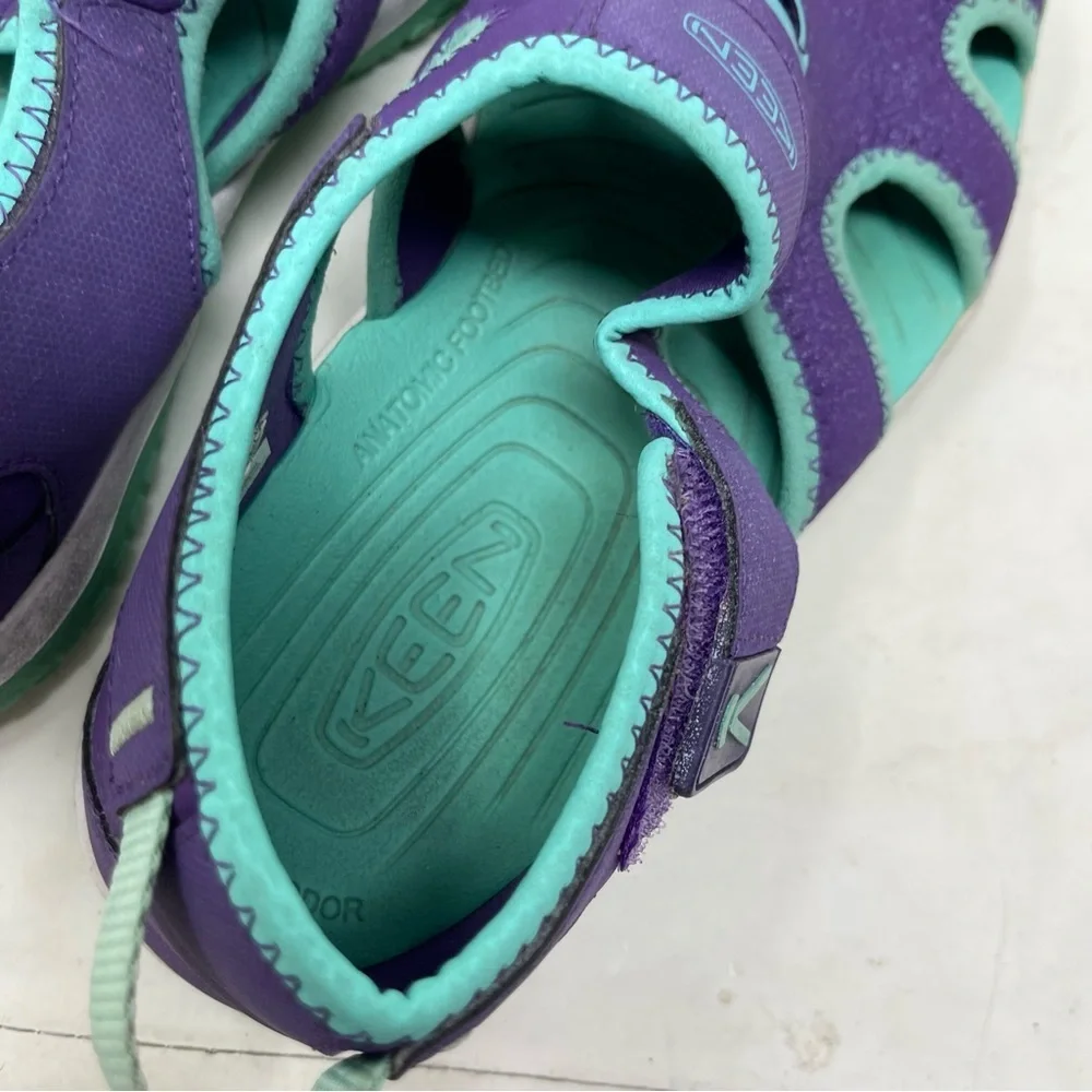 KEEN Aqua Stop Water Shoes Sandals Size 5 Purple/Green Adjustable Strap